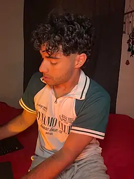 its alejandro27 online show from 02/19/26, 01:13