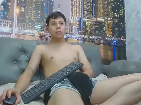 santiago xxxcol online show from 03/31/26, 11:29