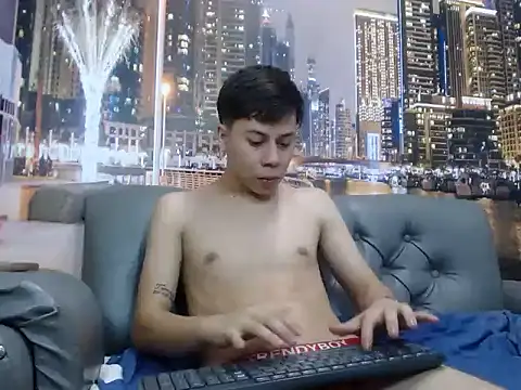 santiago xxxcol online show from 03/03/26, 11:34