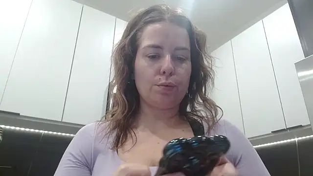 HazelSkyesChat online show from 03/25/26, 07:02