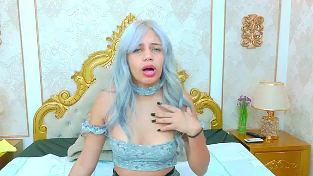 Snapshot of AlanaHouston chatting on 02/11/26, 12:38 AlanaHouston online show from 02/11/26, 12:38