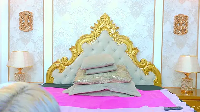 Snapshot of AlanaHouston chatting on 02/17/26, 01:19 AlanaHouston online show from 02/17/26, 01:19