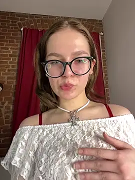 MyKittySayMeow online show from 03/21/26, 08:46