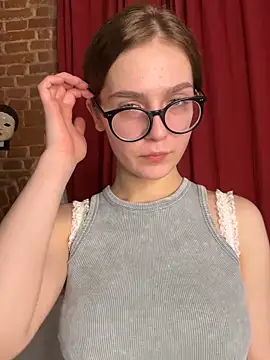 MyKittySayMeow online show from 03/04/26, 08:49