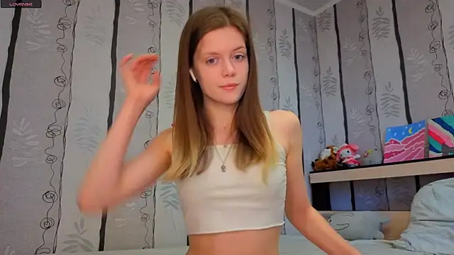 SueFerreyra online show from 04/04/26, 06:09