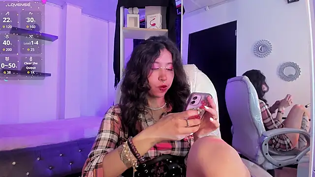 Miniadelf online show from 04/09/26, 09:10