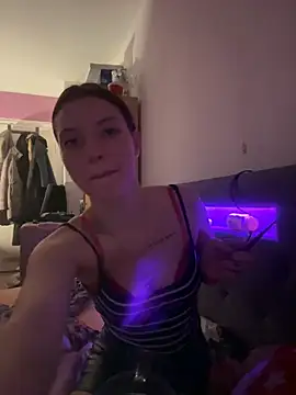 SofieKayla online show from 02/02/26, 09:25