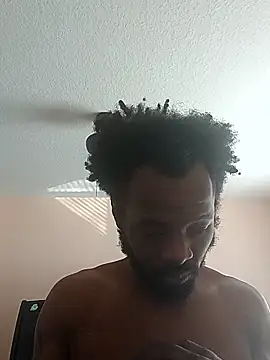 Snapshot of javon863 chatting on 02/19/26, 02:36 javon863 online show from 02/19/26, 02:36