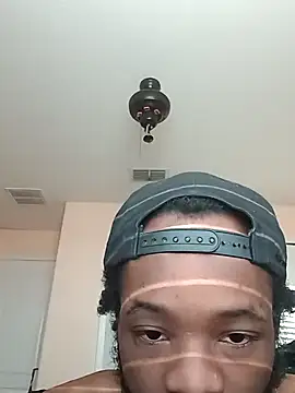 Snapshot of javon863 chatting on 02/21/26, 12:40 javon863 online show from 02/21/26, 12:40