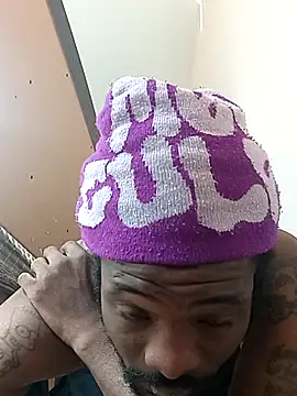 Snapshot of javon863 chatting on 02/24/26, 02:40 javon863 online show from 02/24/26, 02:40