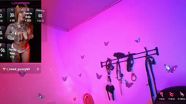 Snapshot of Zoeee_001 chatting on 02/25/26, 08:30 Zoeee 001 online show from 02/25/26, 08:30