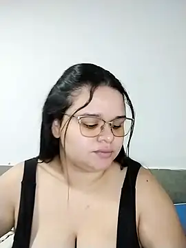 Snapshot of SamanthaStonee chatting on 06/18/26, 10:59 SamanthaStonee online show from 06/18/26, 10:59