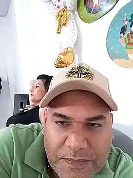 wessAndSandri online show from 04/20/26, 07:59