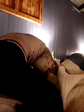 thegirlsshot 666 online show from 02/15/26, 06:25