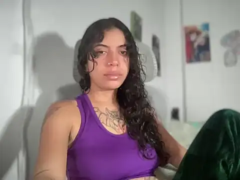 Snapshot of Antonia-bloom chatting on 02/28/26, 04:34 Antonia-bloom online show from 02/28/26, 04:34