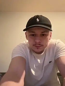 Snapshot of Lucas328706 chatting on 02/03/26, 01:16 Lucas328706 online show from 02/03/26, 01:16