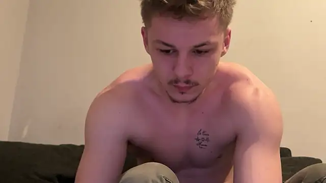 Snapshot of Lucas328706 chatting on 02/13/26, 10:26 Lucas328706 online show from 02/13/26, 10:26