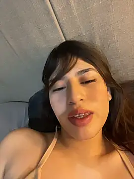 Snapshot of romyamo chatting on 03/01/26, 04:18 romyamo online show from 03/01/26, 04:18