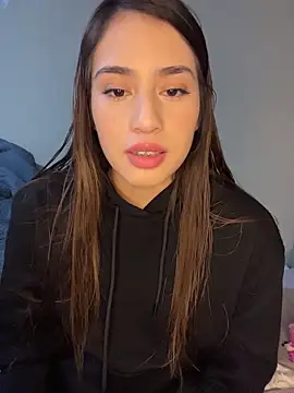 Snapshot of romyamo chatting on 02/14/26, 03:07 romyamo online show from 02/14/26, 03:07