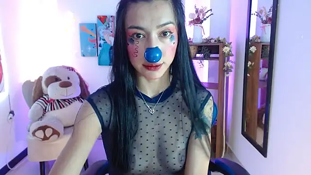 FIORELLA L online show from 06/01/26, 11:54