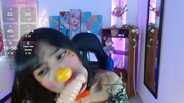FIORELLA L online show from 05/12/26, 12:11