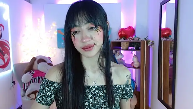 FIORELLA L online show from 04/12/26, 12:08