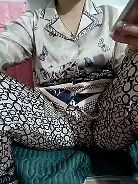 Tulip ii online show from 02/25/26, 03:07