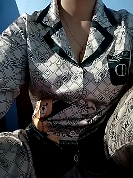 Tulip ii online show from 02/16/26, 05:06