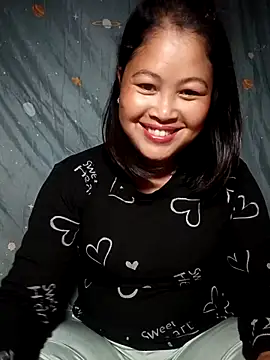 Snapshot of Mayly_Sweet chatting on 02/27/26, 01:00 Mayly Sweet online show from 02/27/26, 01:00