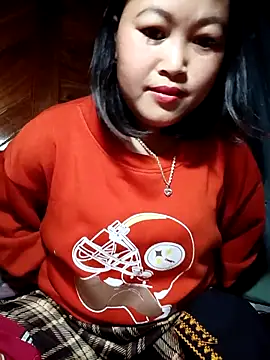 Snapshot of Mayly_Sweet chatting on 02/03/26, 02:00 Mayly Sweet online show from 02/03/26, 02:00