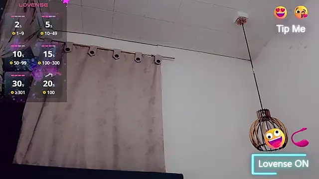 Snapshot of Karol_Vanessa__ chatting on 02/17/26, 03:26 Karol Vanessa online show from 02/17/26, 03:26