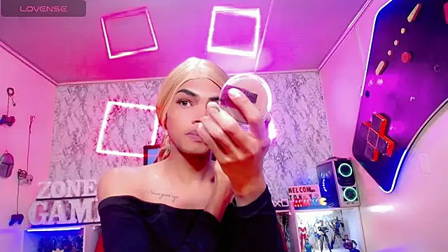 Karol Vanessa   online show from 05/19/26, 11:39