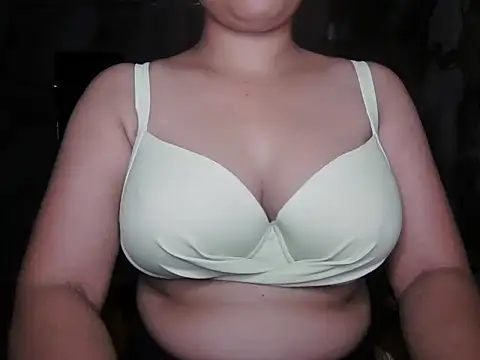 Snapshot of Bold_Beauty_07 chatting on 06/27/26, 09:37 Bold Beauty 07 online show from 06/27/26, 09:37