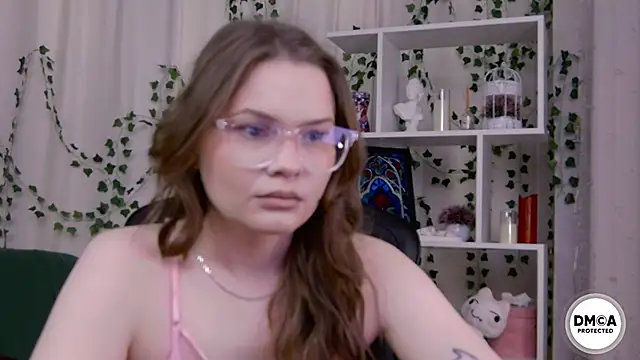 Snapshot of Kate_mermaid chatting on 02/07/26, 01:35 Kate mermaid online show from 02/07/26, 01:35