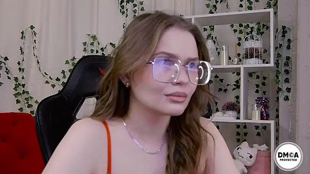 Snapshot of Kate_mermaid chatting on 02/05/26, 01:34 Kate mermaid online show from 02/05/26, 01:34