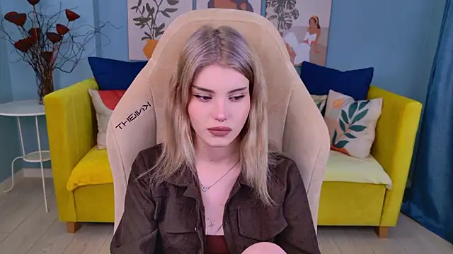 ScarletBlackwood online show from 03/24/26, 04:56