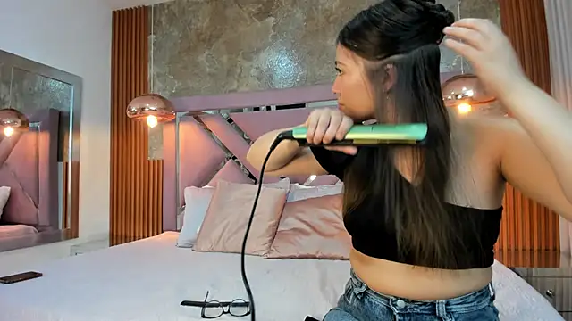 ChloeandAdam online show from 03/29/26, 01:51