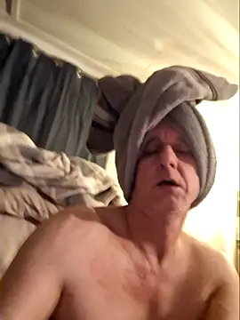 sexy hottie guy online show from 02/04/26, 07:36