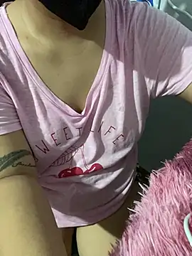 Snapshot of Amber1225 chatting on 02/23/26, 08:42 Amber1225 online show from 02/23/26, 08:42