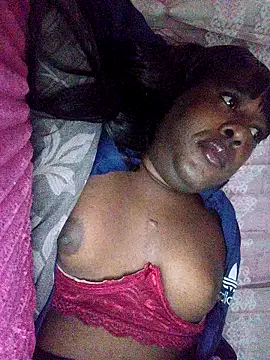 Snapshot of Hellentrans24 chatting on 04/06/26, 04:57 Hellentrans24 online show from 04/06/26, 04:57