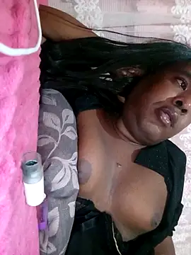 Snapshot of Hellentrans24 chatting on 03/27/26, 08:32 Hellentrans24 online show from 03/27/26, 08:32