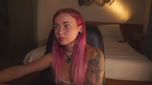 Sarah Pink online show from 03/24/26, 02:06