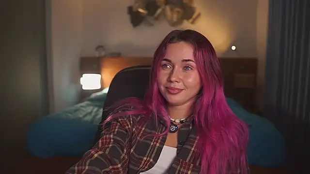 Sarah Pink online show from 02/15/26, 12:26