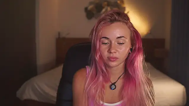 Sarah Pink online show from 04/05/26, 02:35