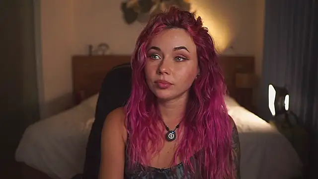 Sarah Pink online show from 03/12/26, 02:10