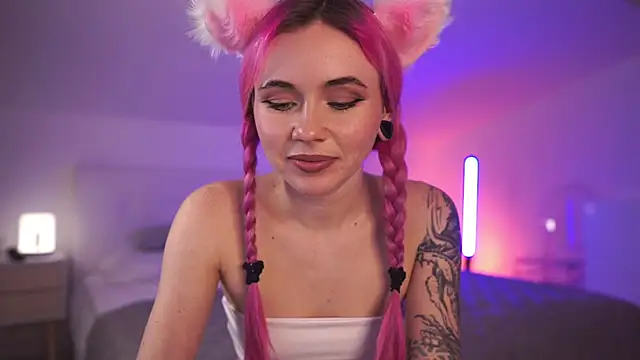 Sarah Pink online show from 03/09/25, 05:28