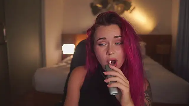 Sarah Pink online show from 02/07/26, 12:57