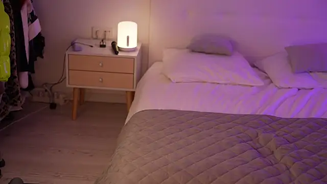 Sarah Pink online show from 02/27/25, 05:47