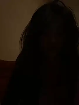 Snapshot of srr6677 chatting on 02/05/26, 01:40 srr6677 online show from 02/05/26, 01:40