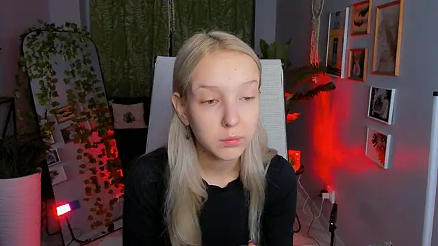 MaoqiBeverly online show from 03/29/26, 05:20